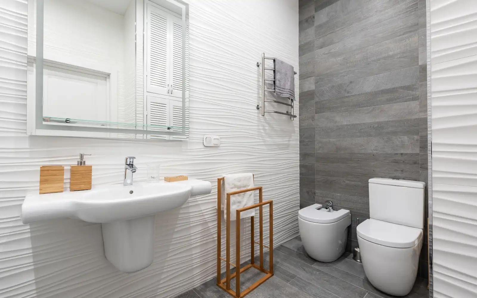 white-and-grey-bathroom-remodel-example