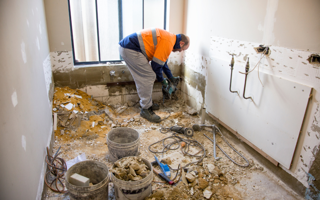 Old-Bathroom-removal-during-portsmouth-renovation
